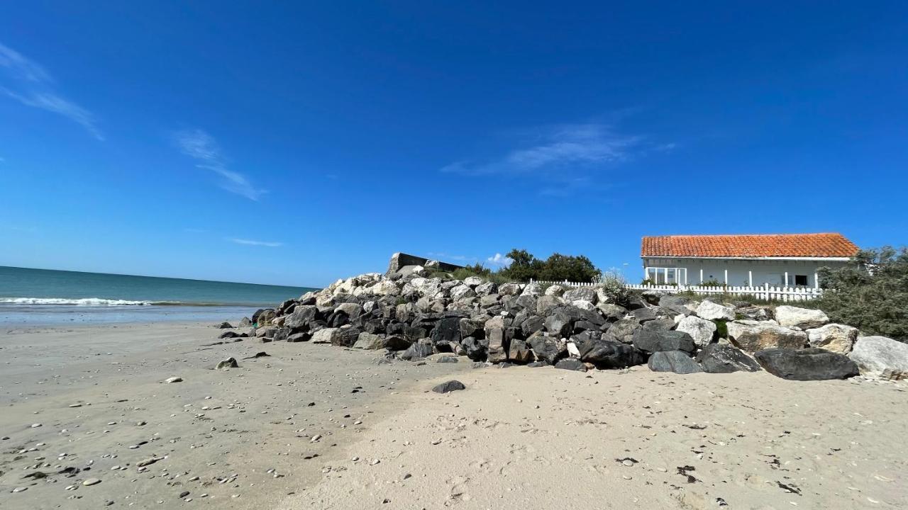 Maison Sur La Plage Avec Vue Mer Panoramique Le Martray Exteriér fotografie