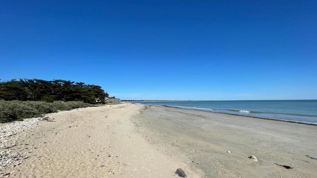 Maison Sur La Plage Avec Vue Mer Panoramique Le Martray Exteriér fotografie