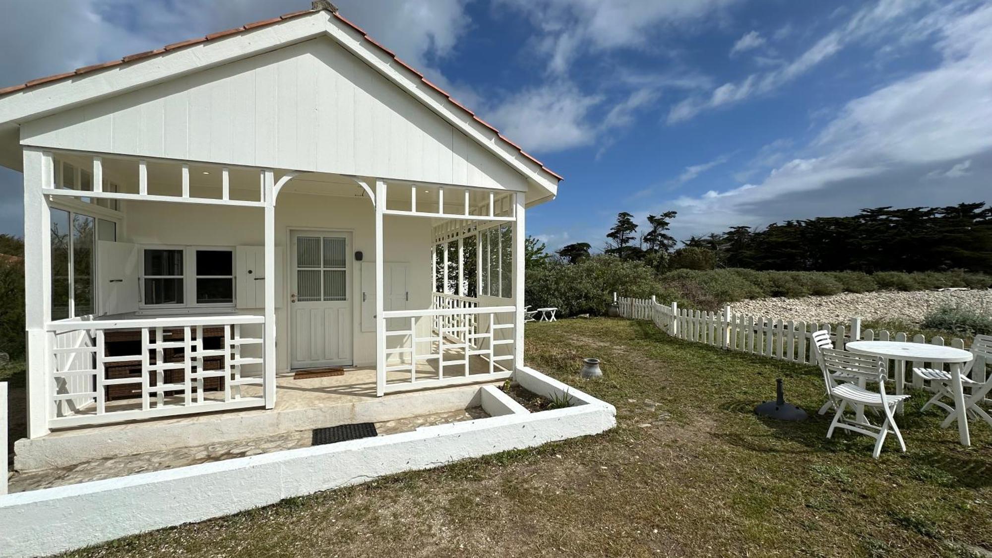Maison Sur La Plage Avec Vue Mer Panoramique Le Martray Exteriér fotografie