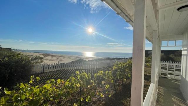 Maison Sur La Plage Avec Vue Mer Panoramique Le Martray Exteriér fotografie